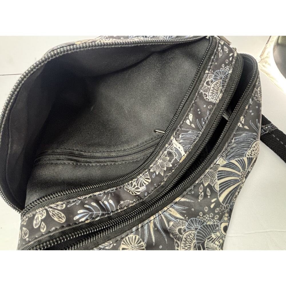 Sakroots 'On The Go' Sling Backpack Crossbody Midnight Seascape Sea Turtle - Picture 12 of 15